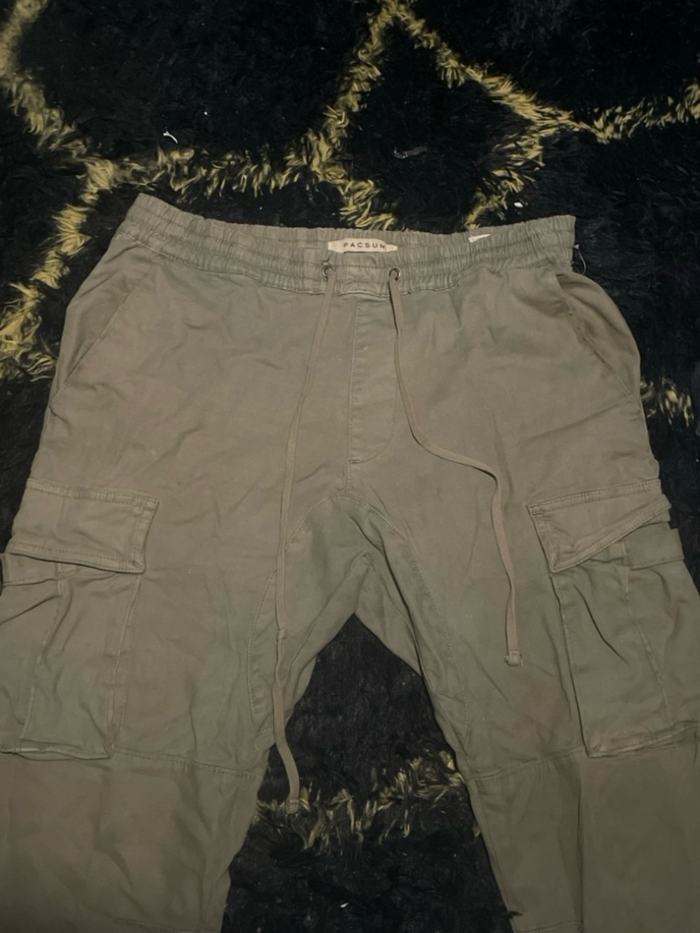 PacSun Men's Cargo Joggers in Olive Green